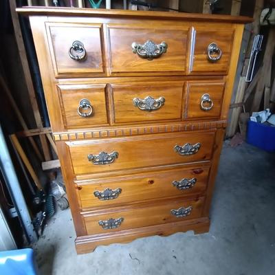 LOT 83 WOODEN CHEST OF DRAWERS