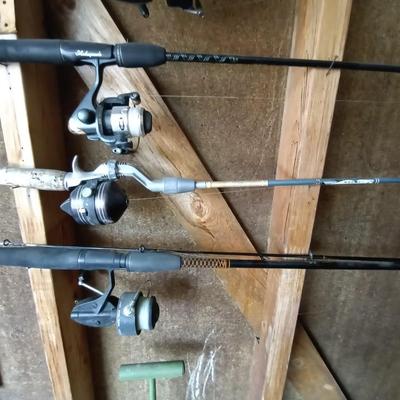 LOT 80 THREE FISHING RODS AND REELS