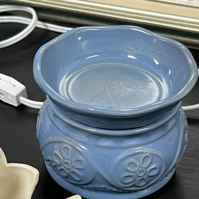 Wax melts Warmer and figurine