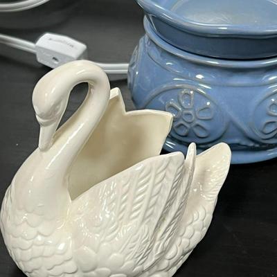 Wax melts Warmer and figurine