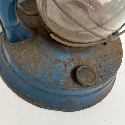 DIETZ ~ Vintage No. 8 Air Pilot Oil Lantern