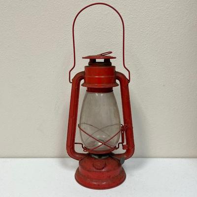 WINGED WHEEL ~ Vintage Oil Lantern No. 500