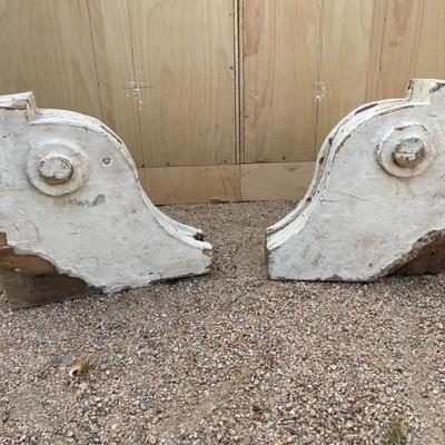 Antique Corbes