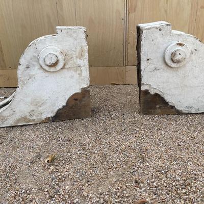 Antique Corbes