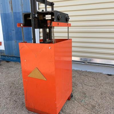 Picture Frame Nail Machine & Underpinner