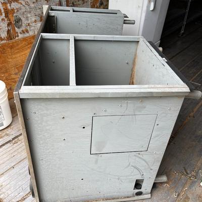 Metal Desk/WorkBench