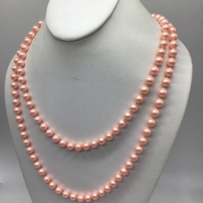 Pretty Faux Pearl Fashion Necklace