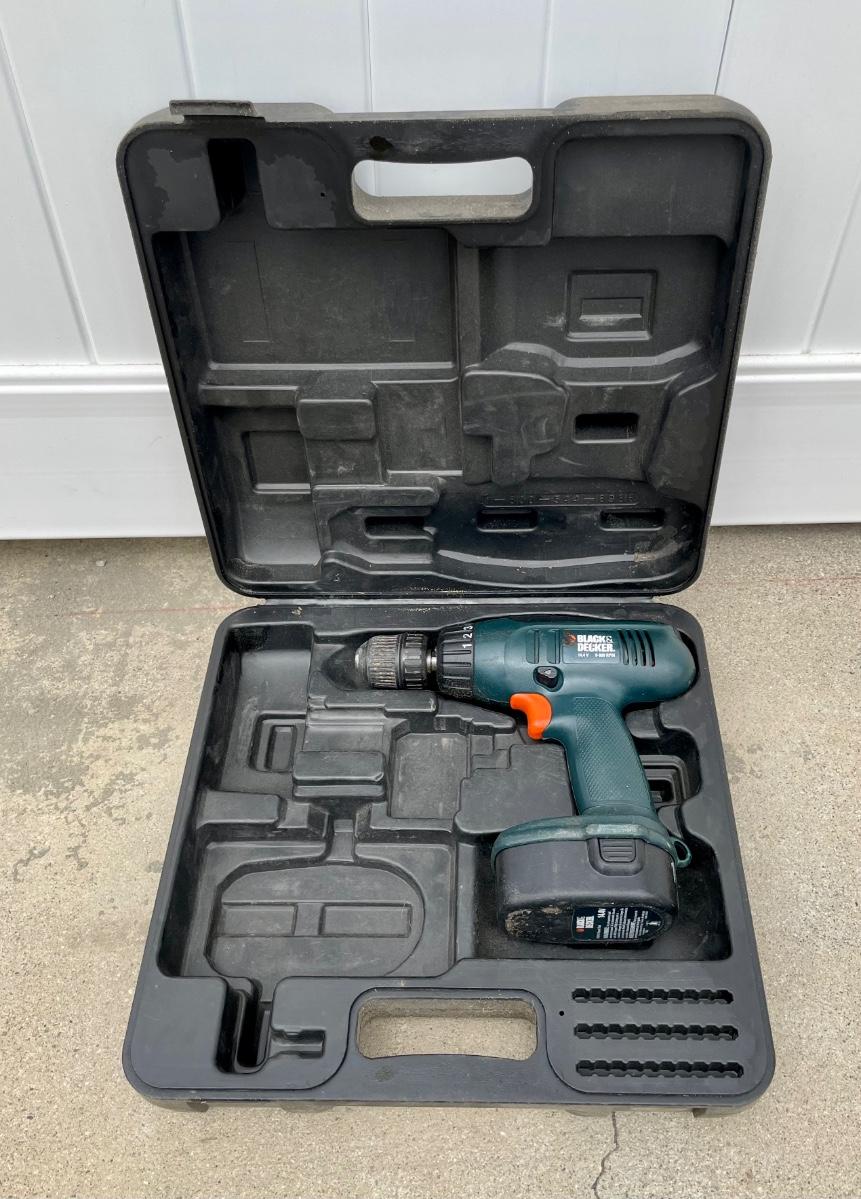 Black and Decker 14.4v Cordless Drill