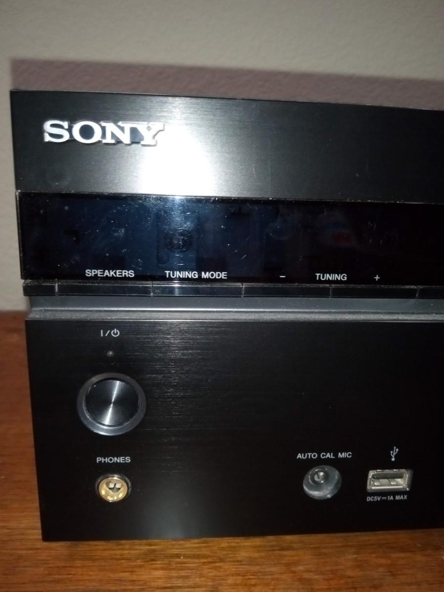 LOT 339 SONY MULTI CHANNEL AV RECEIVER STRDH550
