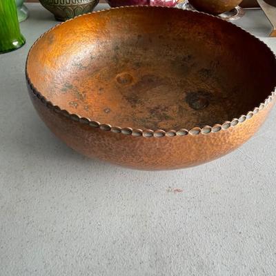Footed & scalloped Copper hammered bowl