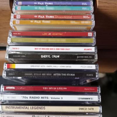 LOT 94 COLLECTION OF MUSIC ON CD IN CD HOLDERS