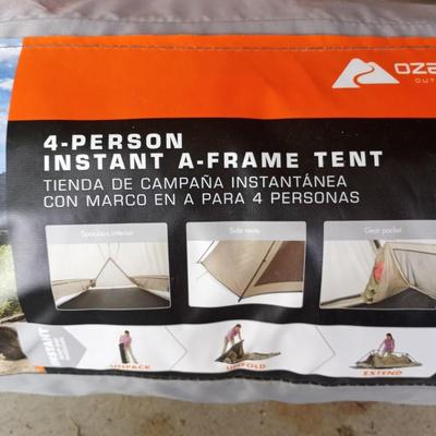 LOT 102 OZARK TRAIL 4 PERSON TENT
