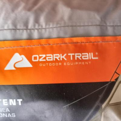 LOT 102 OZARK TRAIL 4 PERSON TENT