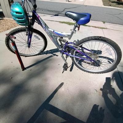 LOT 41 SHIMAN0 "NEXT" ALUMINUM 21 SPEED BIKE-HELMET AND TIRE PUMP