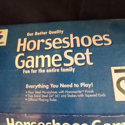 LOT 45 SPORTCRAFT HORSESHOES GAME SET