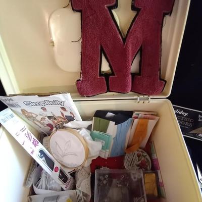 LOT 52 SEWING BOX-ELECTRIC SCISSORS-THREAD