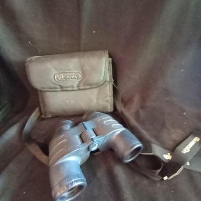 LOT 60 JASON BINOCULARS AND OZARC TRAIL COMPACT BINOCULARS