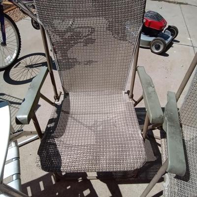 LOT 58 TWO SETS OF TWO LAWN CHAIRS