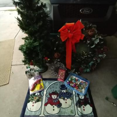 LOT 112 CHRISTMAS TREE-WREATH AND DECOR