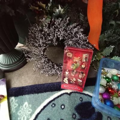 LOT 112 CHRISTMAS TREE-WREATH AND DECOR