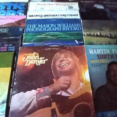 LOT 108 COLLECTION OF LP ALBUMS