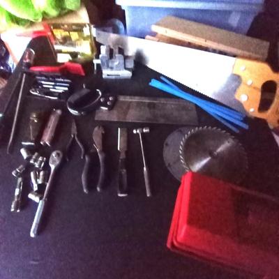 LOT 115  HAND TOOL VARIETY