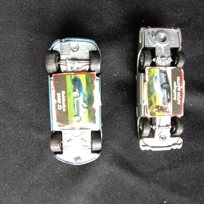 LOT 126 NIB JOHNNY LIGHTNING JAMES BOND 007 AND COLLECTABLE CARS