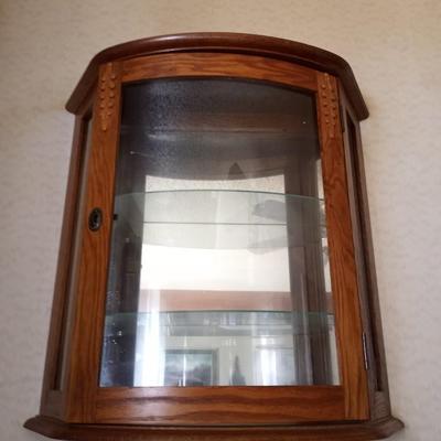 LOT 64 WOODEN WALL DISPLAY CASE WITH KEY