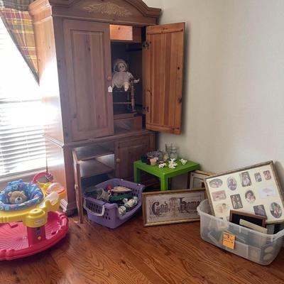 Lot 3: Furniture & more