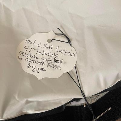 Lot 4: Light equipment, media items & more