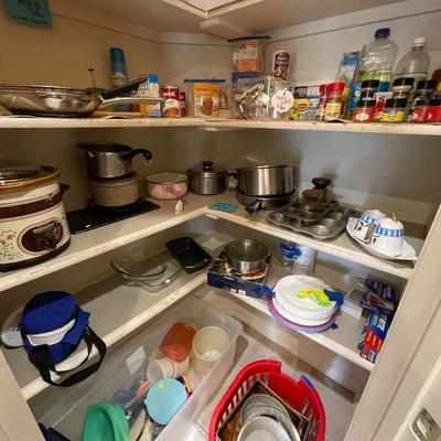 Lot 8: Pantry Selection