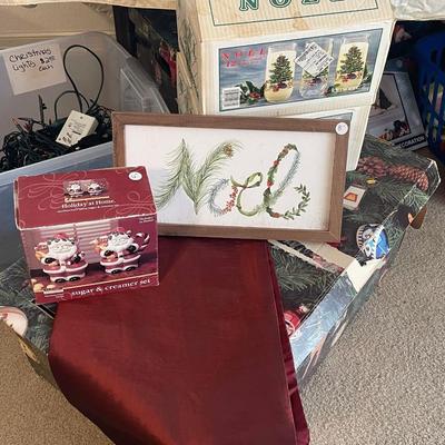 Lot 15: Holiday items & more