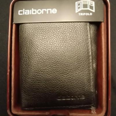 LOT 119 MENS CLABORNE WALLET-KNIFE-SIMMONS COMPACT BINOCULERS