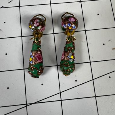 Stunning! Greenish, Purple, Gold Tone. Made in Italy Glass Clip on Earrings 