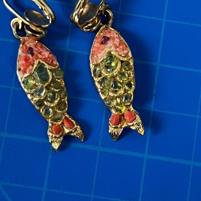 Vintage Clip-on FISH Coral and Glass 
