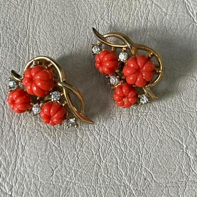 Marked TRIFARI Coral and Rhinestone Clip-Ons. 