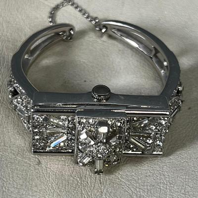 Nastrix 17 Jewel Watch Silver w/ faceted Stones 