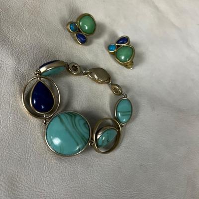 Chico Earrings Blue and Green Stone Reversible / Swivels Bracelet, FUN! 