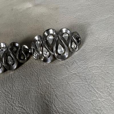 Simmons MCM Bracelet Silver Tone with Cut Faceted Tear Drop Shaped Gems