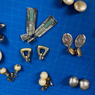 Giant Lot of Earrings; Clip on, Stones, Faux Pearls, Napier