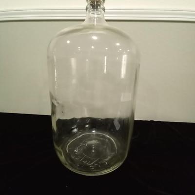 LOT 91 GLASS 5 GALLON WATER BOTTLE