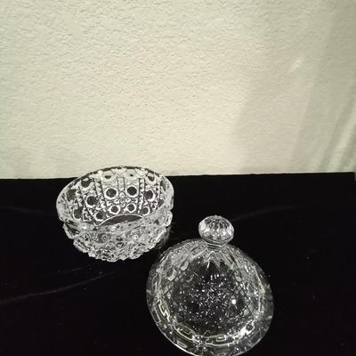 LOT 115  FENTON GLASS SHOE, CRYSTAL CANDY DISH AND VASE