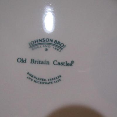 Collection of Johnson Bros Holiday Plates- Approx 20 Pieces (#9)