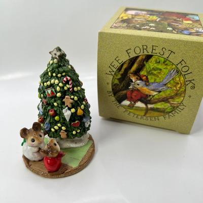 We forest Folk under the Chris mouse tree M-123