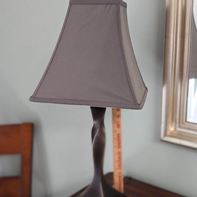 Metal Accent Table Lamp