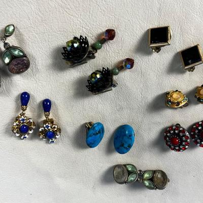 8 Pair of Vintage Clip on Earrings 