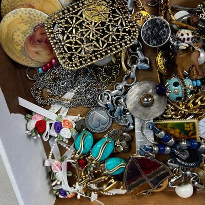 Tray lot of Vintage Jewelry Parts and Pieces to UPCYCLE!