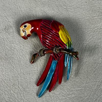 Enamel Parrot Pin 