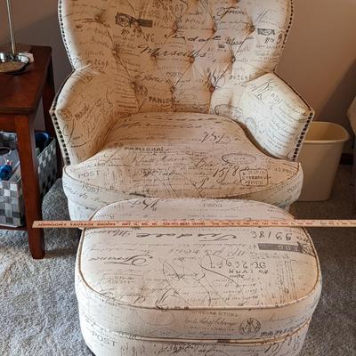 Comfy Reading Chair with Ottoman