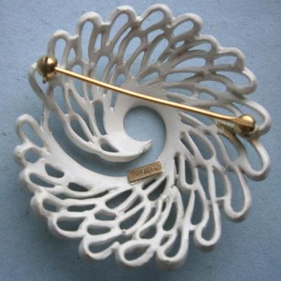 Vintage Crown Trifari Pin/Brooch in White Finish